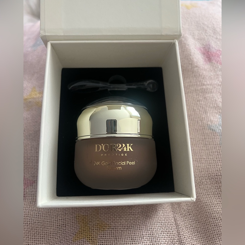 D’OR24K Gold facial peel system Retail $195